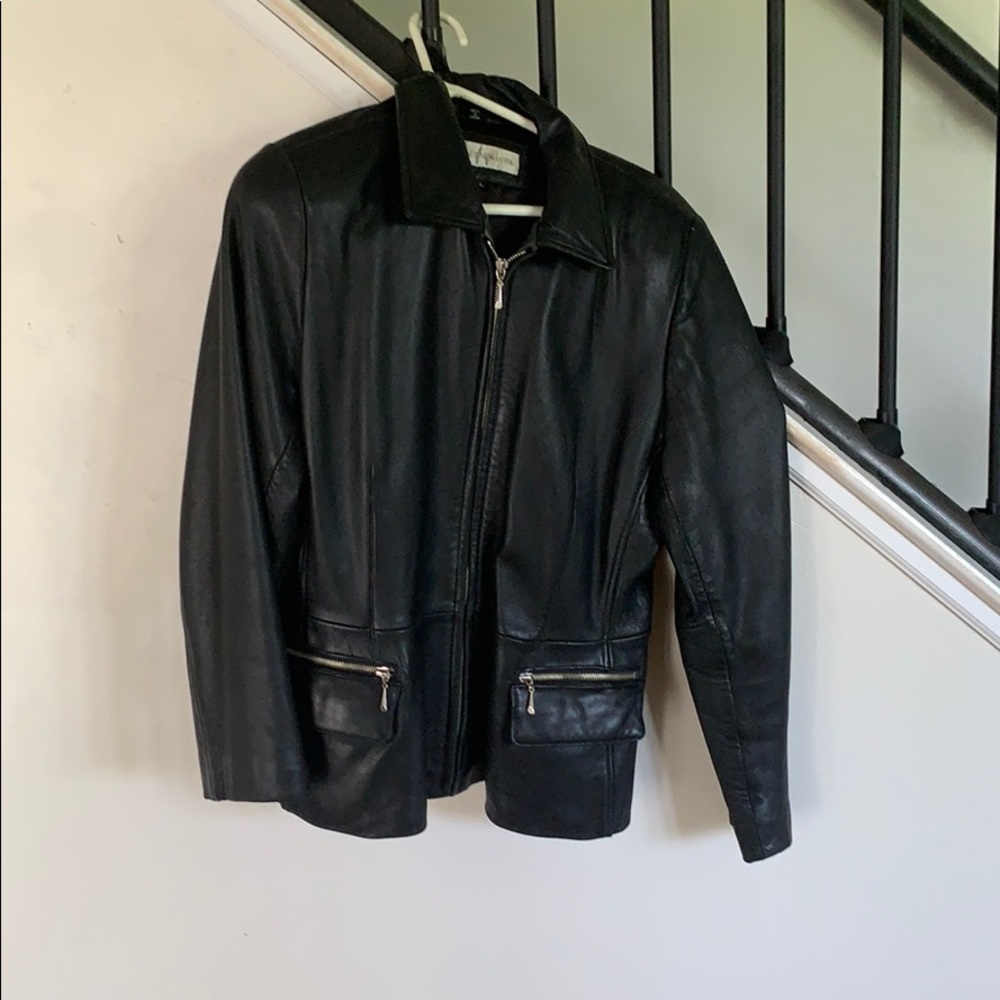 Leather jacket - Picture 3 of 9